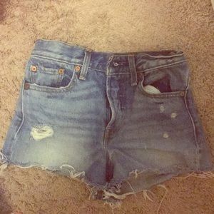 Levi’s shorts
